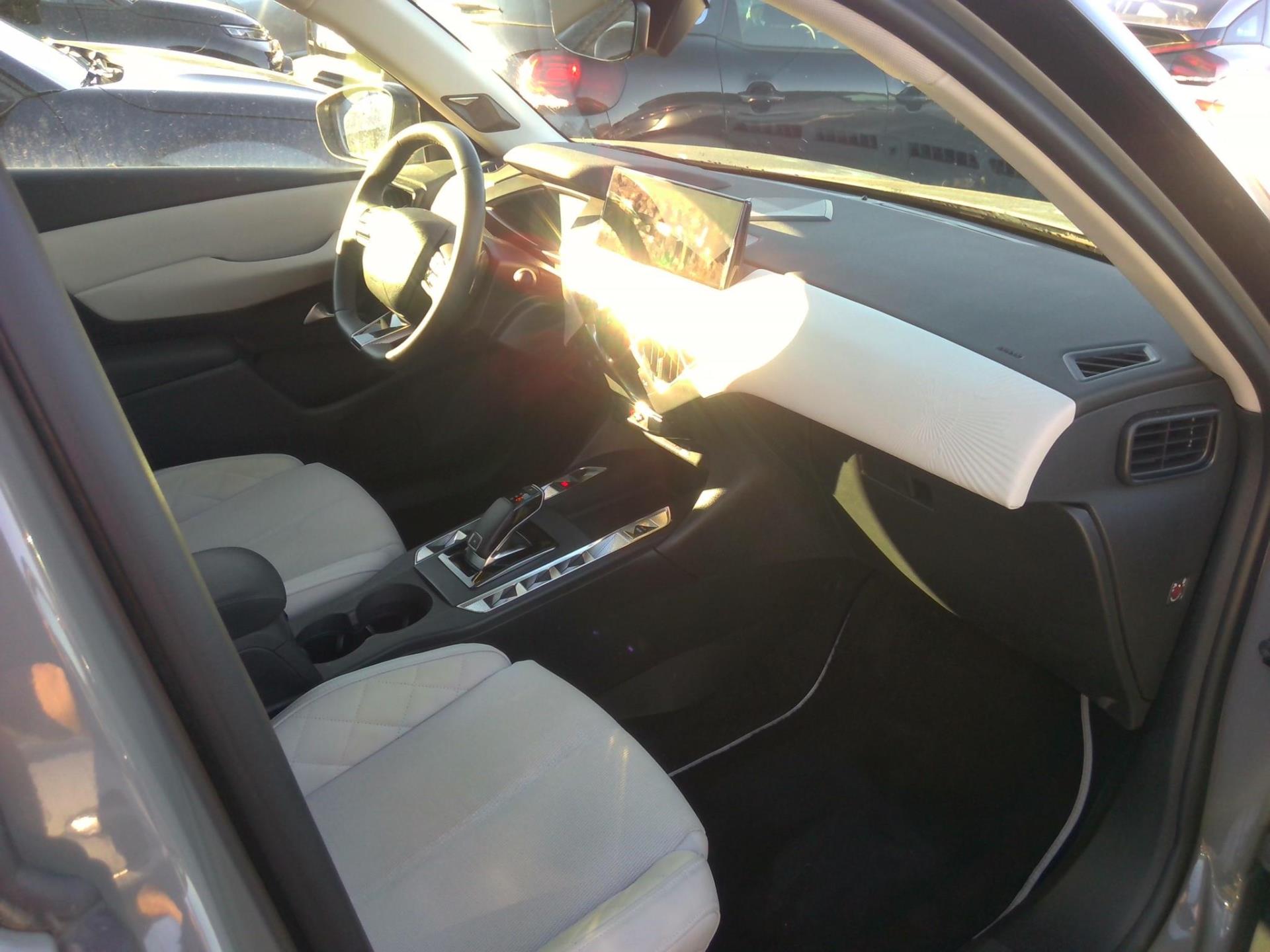 DS DS 3 PureTech 130 EAT8 Esprit de Voyage 2024
