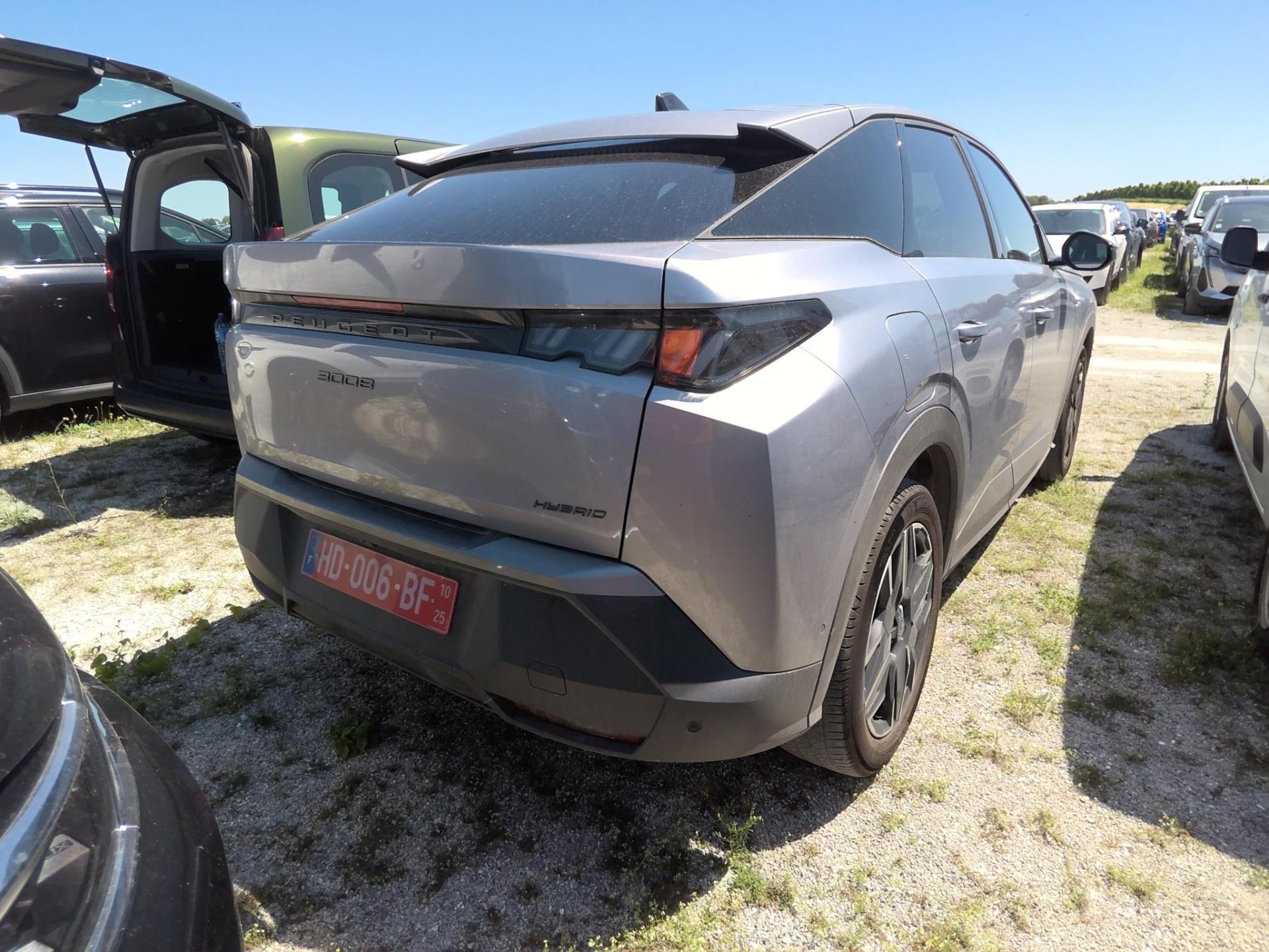 Peugeot 3008 Hybrid 145 e-DCS6 Allure 2025