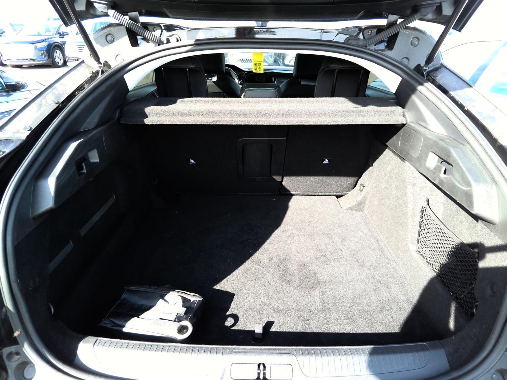 Peugeot 408 Hybrid 145 e-DCS6 Allure 2025
