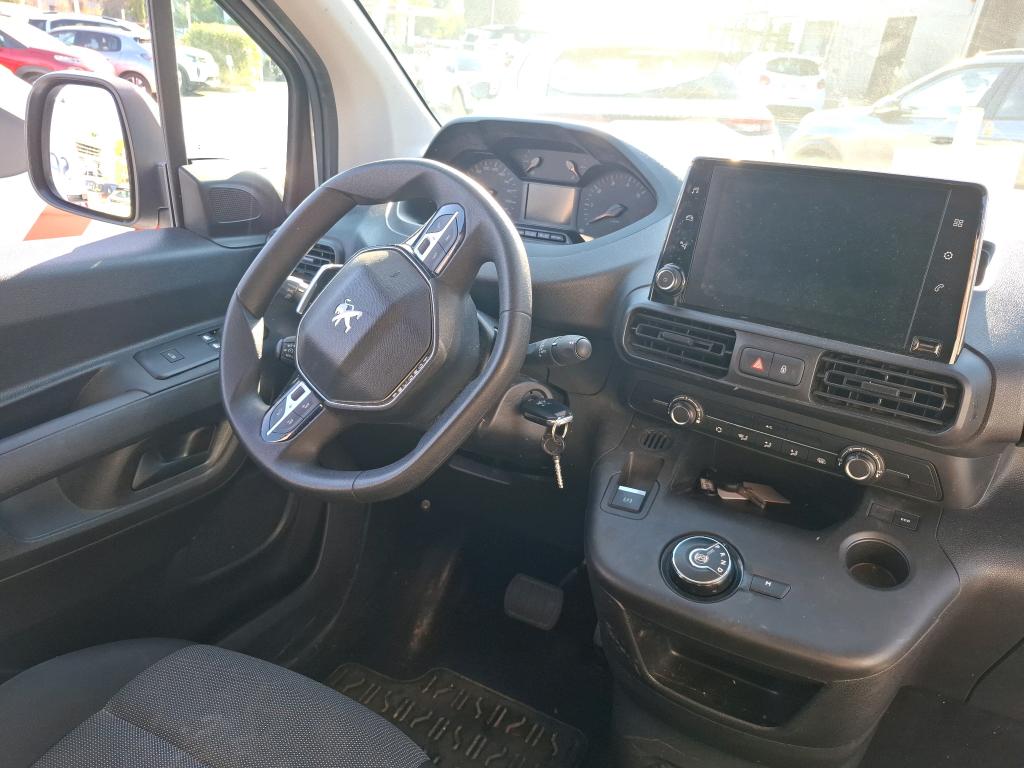Peugeot PARTNER FOURGON STANDARD 650 KG BLUEHDI 130 S&S EAT8 ASPHALT 2020