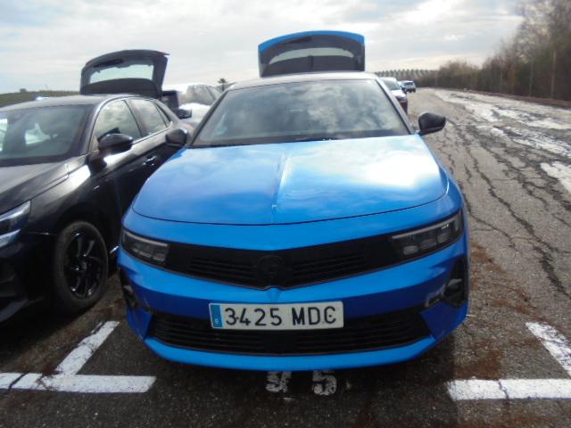 Opel Astra Nuevo Astra 5P GS 1.2T XHT MT6 S/S 130 HP (96kW)