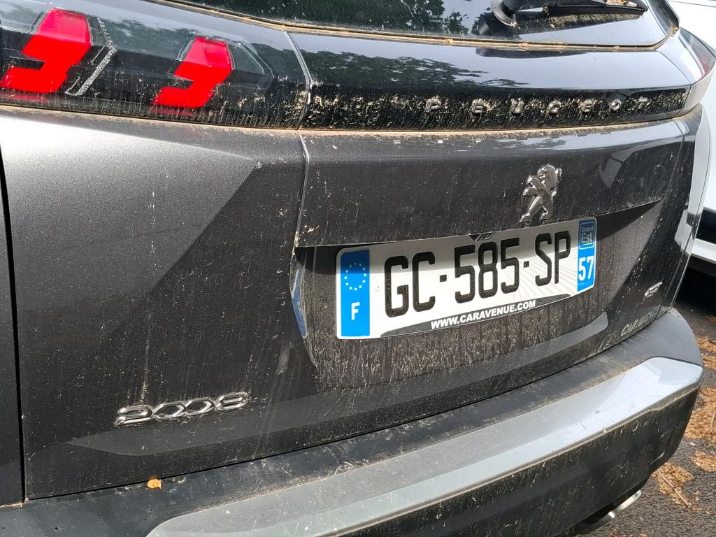 Peugeot 2008 PureTech 130 S&S EAT8 GT 2021