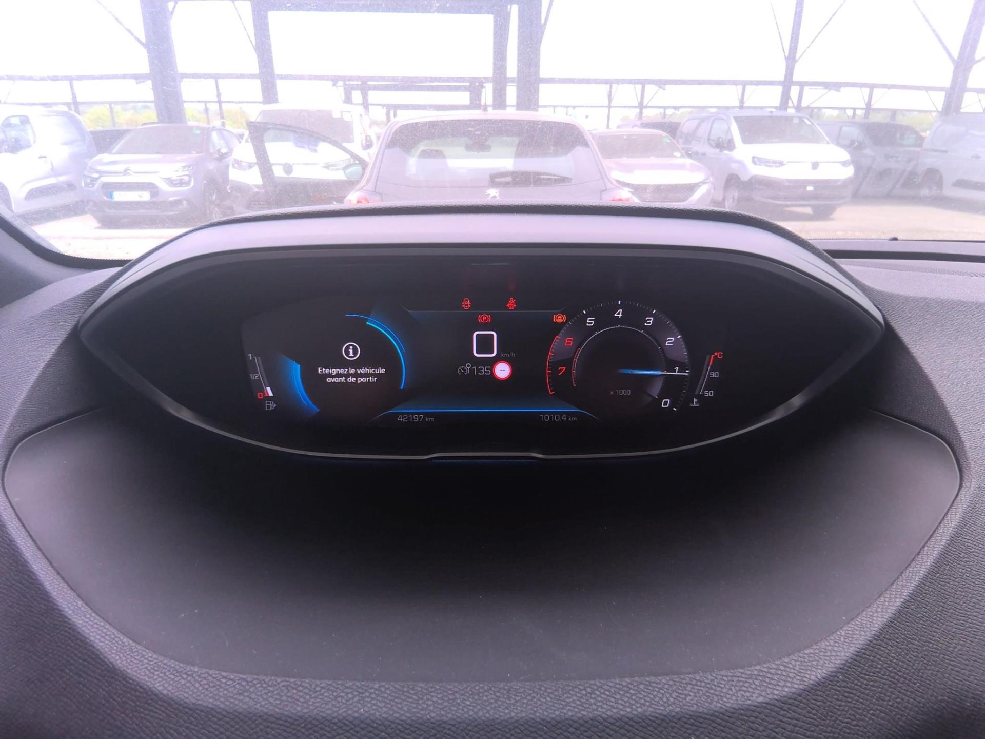 Peugeot 3008 PureTech 130ch S&S BVM6 GT 2023