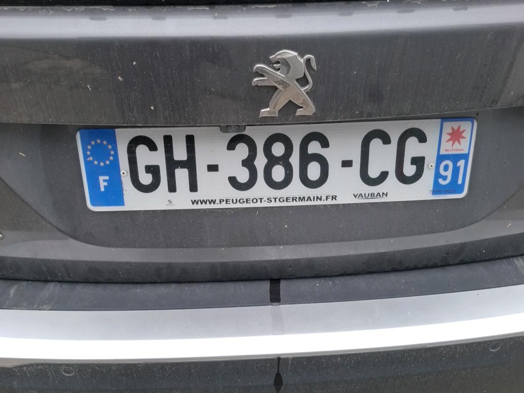 Peugeot 2008 BlueHDi 130 S&S EAT8 Allure Pack 2022