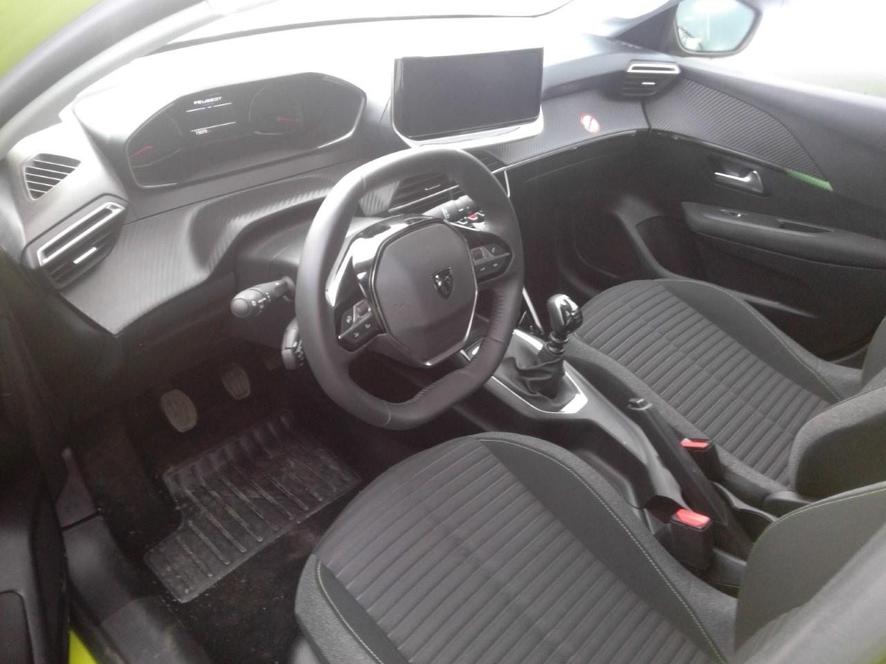 Foto Peugeot 208 3