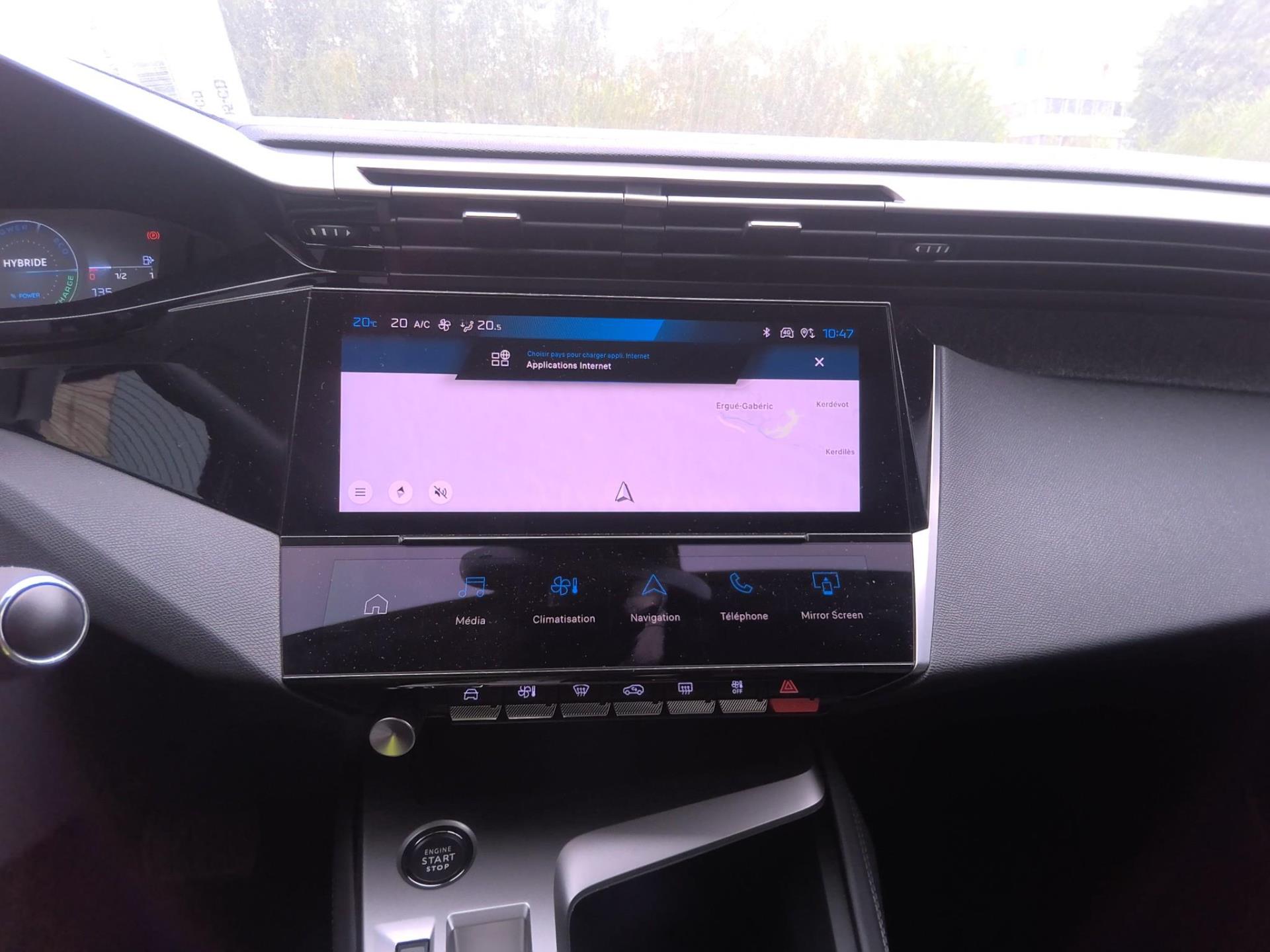Peugeot 408 PHEV 180 e-EAT8 Allure 2023