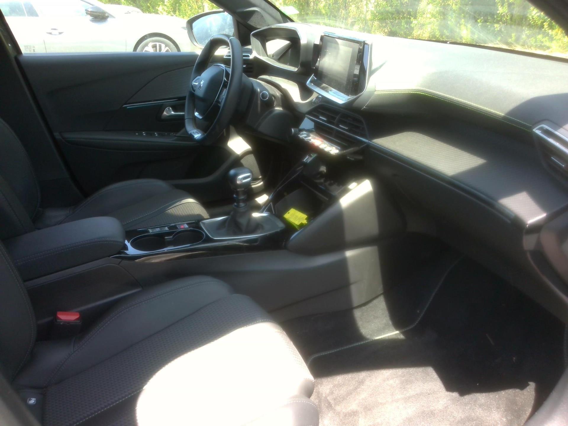 Peugeot 208 PureTech 100 S&S BVM6 GT 2023