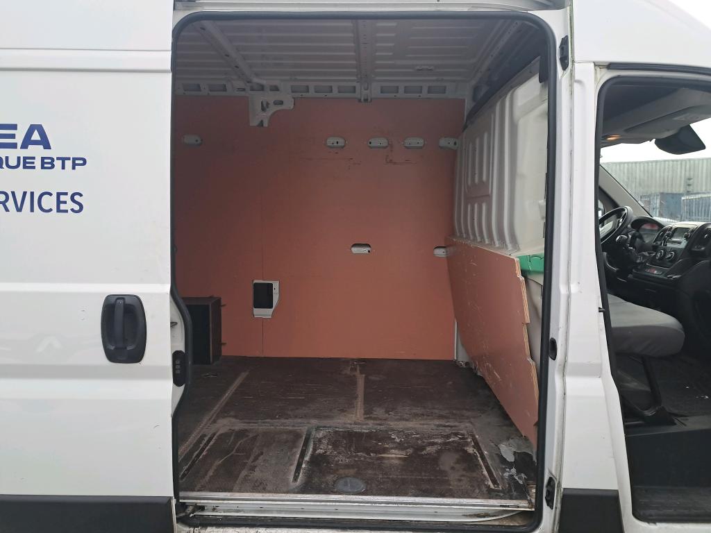 Peugeot BOXER TOLE 335 L2H2 BLUEHDI 120 S&S ASPHALT 2021