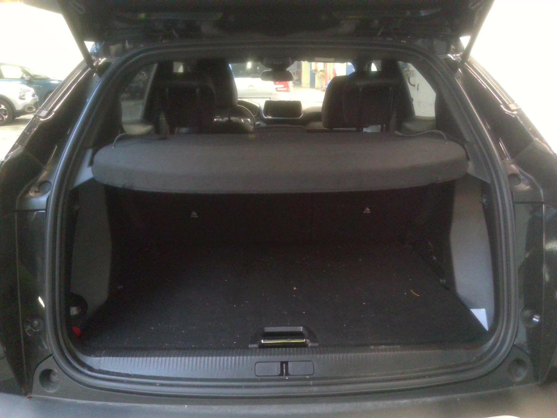 Peugeot 2008 BlueHDi 130 S&S EAT8 Allure 2023