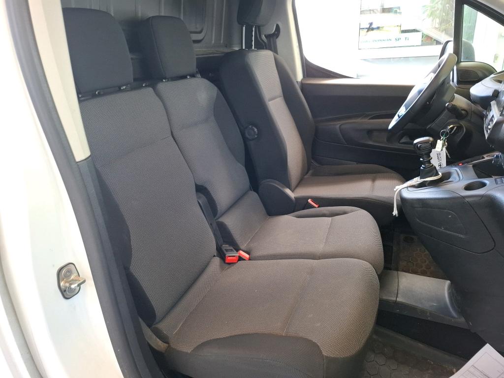 Peugeot PARTNER FOURGON STANDARD 650 KG BLUEHDI 130 S&S BVM6 ASPHALT 2021