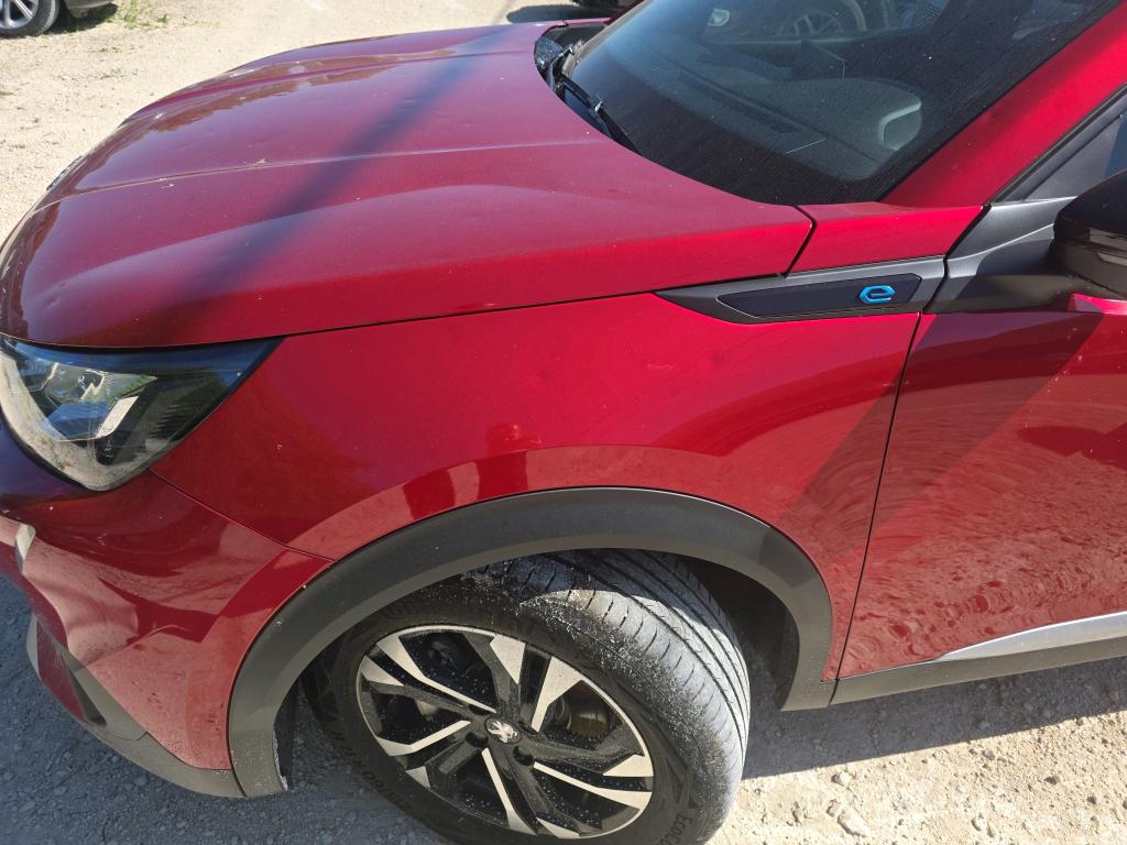 Peugeot 2008 Electrique 136 ch Allure 2023