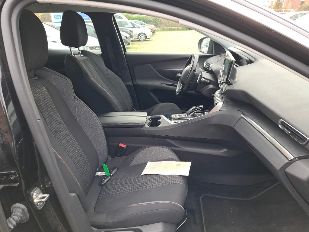 Peugeot 3008 BlueHDi 130ch S&S EAT8 Active Pack 2022