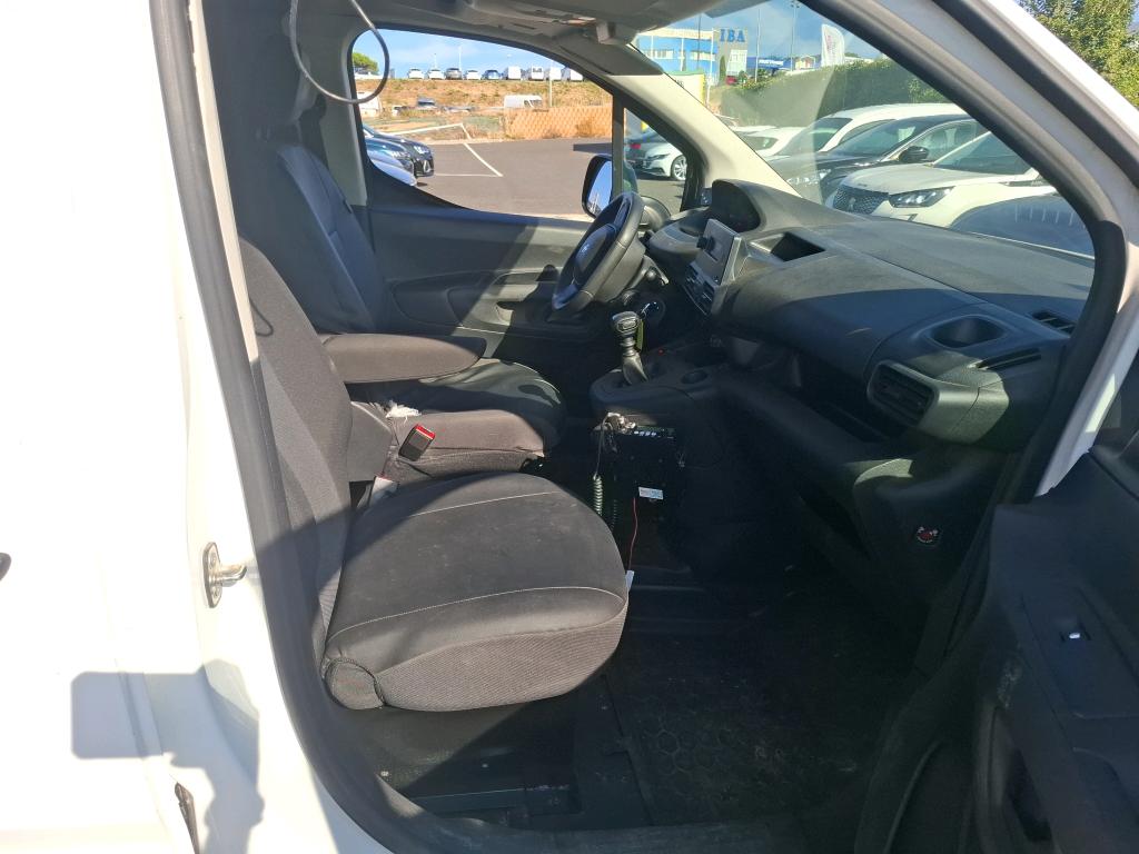 Peugeot PARTNER FOURGON STANDARD 650 KG BLUEHDI 100 S&S BVM6 PREMIUM 2022