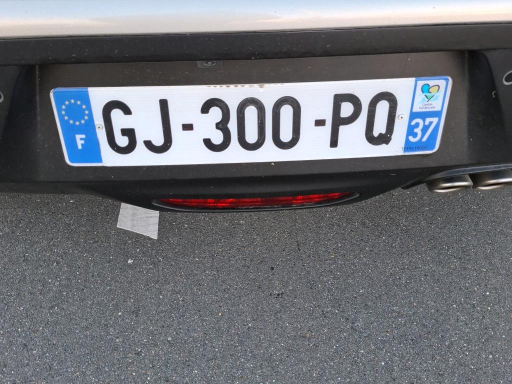 DS DS3 Crossback PureTech 130 EAT8 Performance Line+ 2022