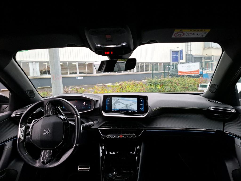 Peugeot 2008 BlueHDi 130 S&S EAT8 GT Pack 2022