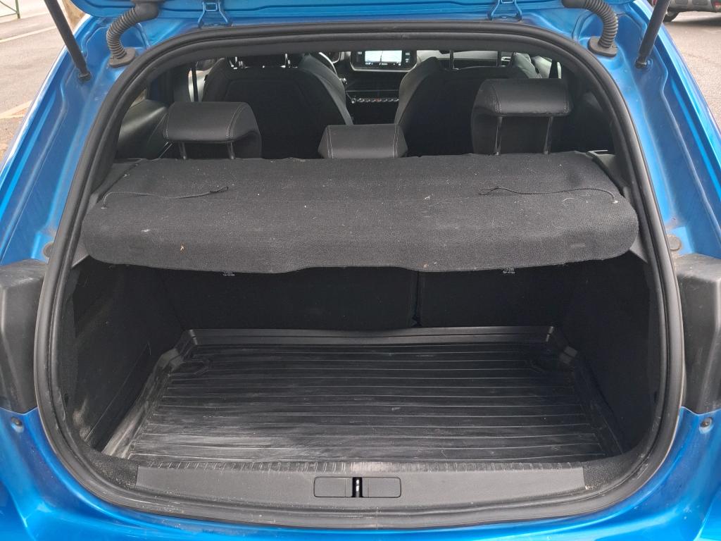 Peugeot 208 PureTech 130 S&S EAT8 GT Pack 2021