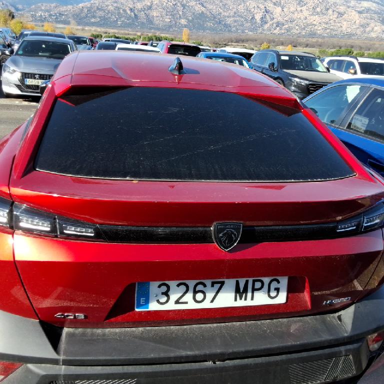 Foto Peugeot 408 9