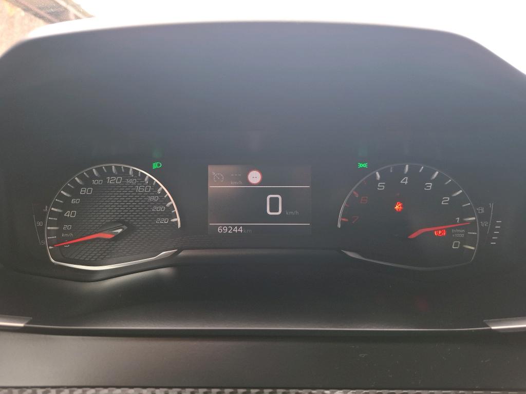 Peugeot 2008 BlueHDi 110 S&S BVM6 Active Business 2021