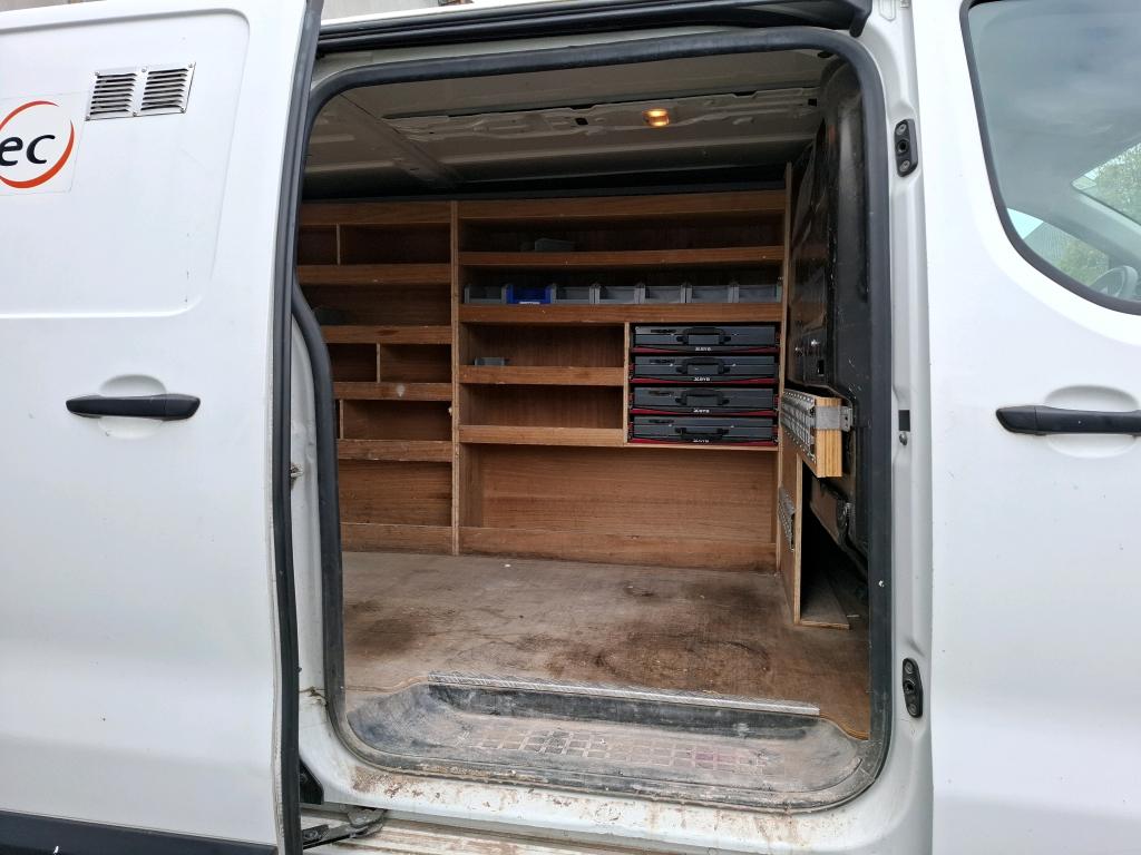 Peugeot EXPERT FGN TOLE STANDARD 2.0  BLUEHDI 120 S&S BVM6 PREMIUM 2019