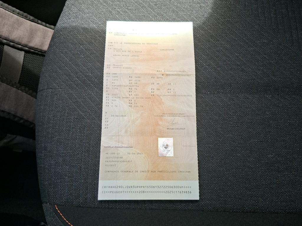 Peugeot 208 Hybrid 110 ch e-DCS6 Style 2025