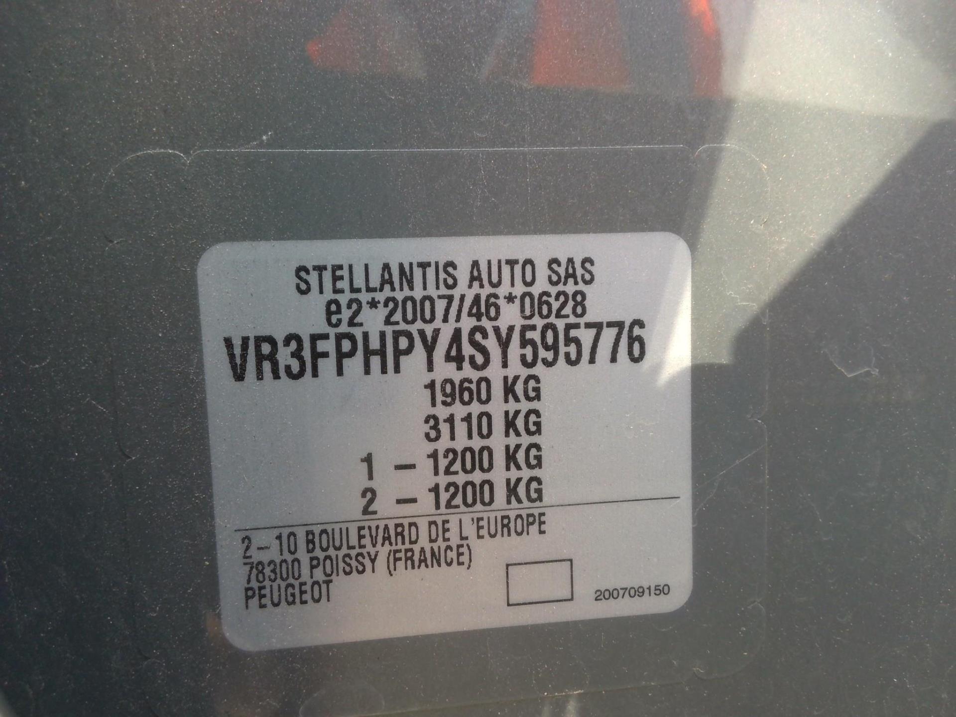 Peugeot 308 Hybrid 145 e-DCS6 GT 2025