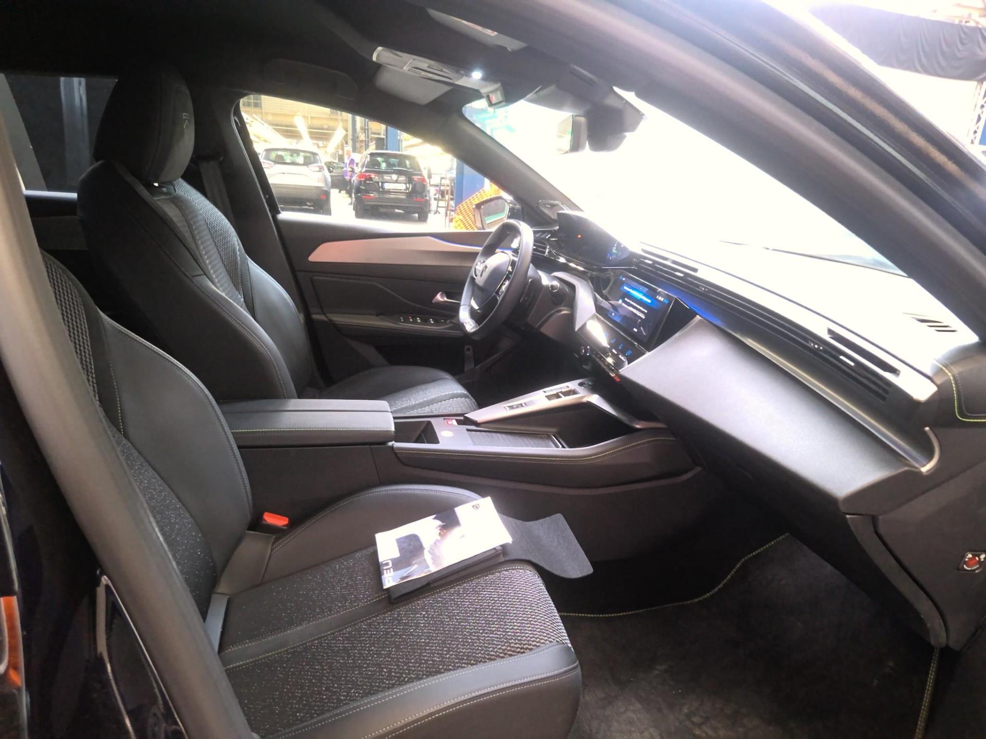 Peugeot 308 SW PHEV 225 e-EAT8 GT 2024
