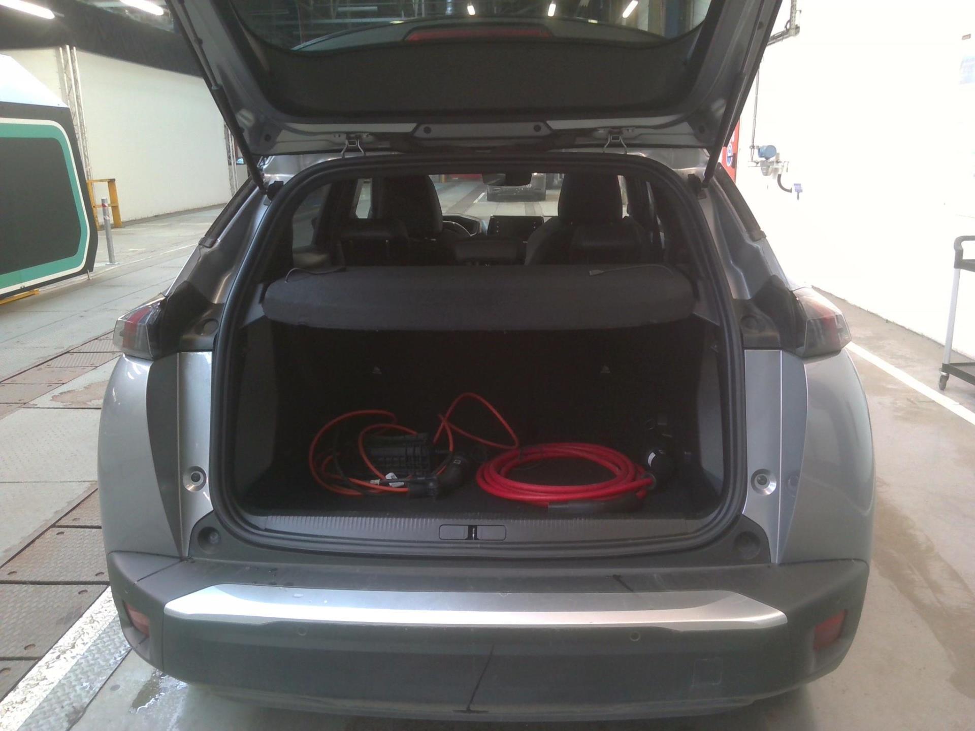Peugeot 2008 Electrique 136 ch GT 2023