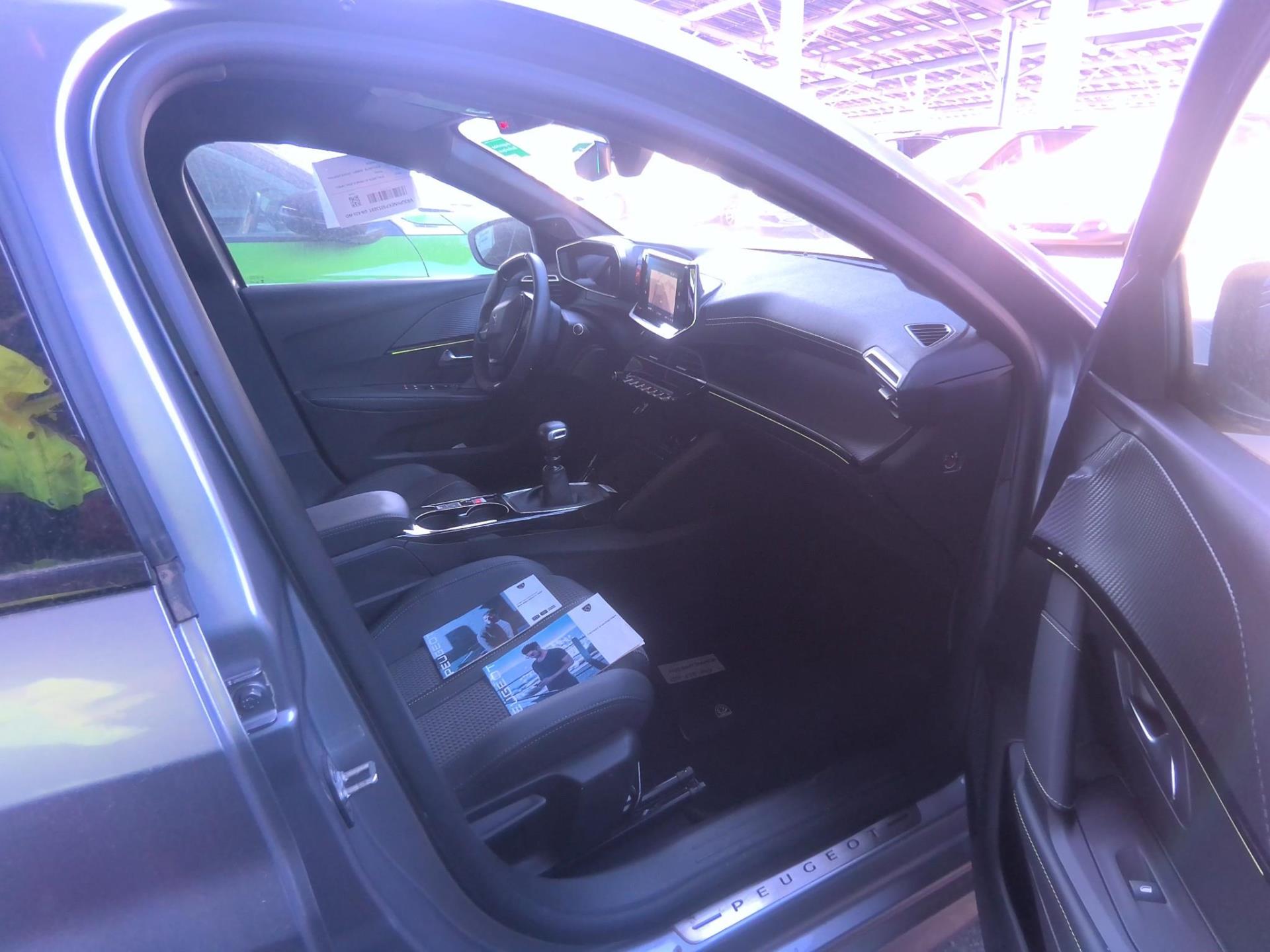 Peugeot 208 PureTech 100 S&S BVM6 GT 2023