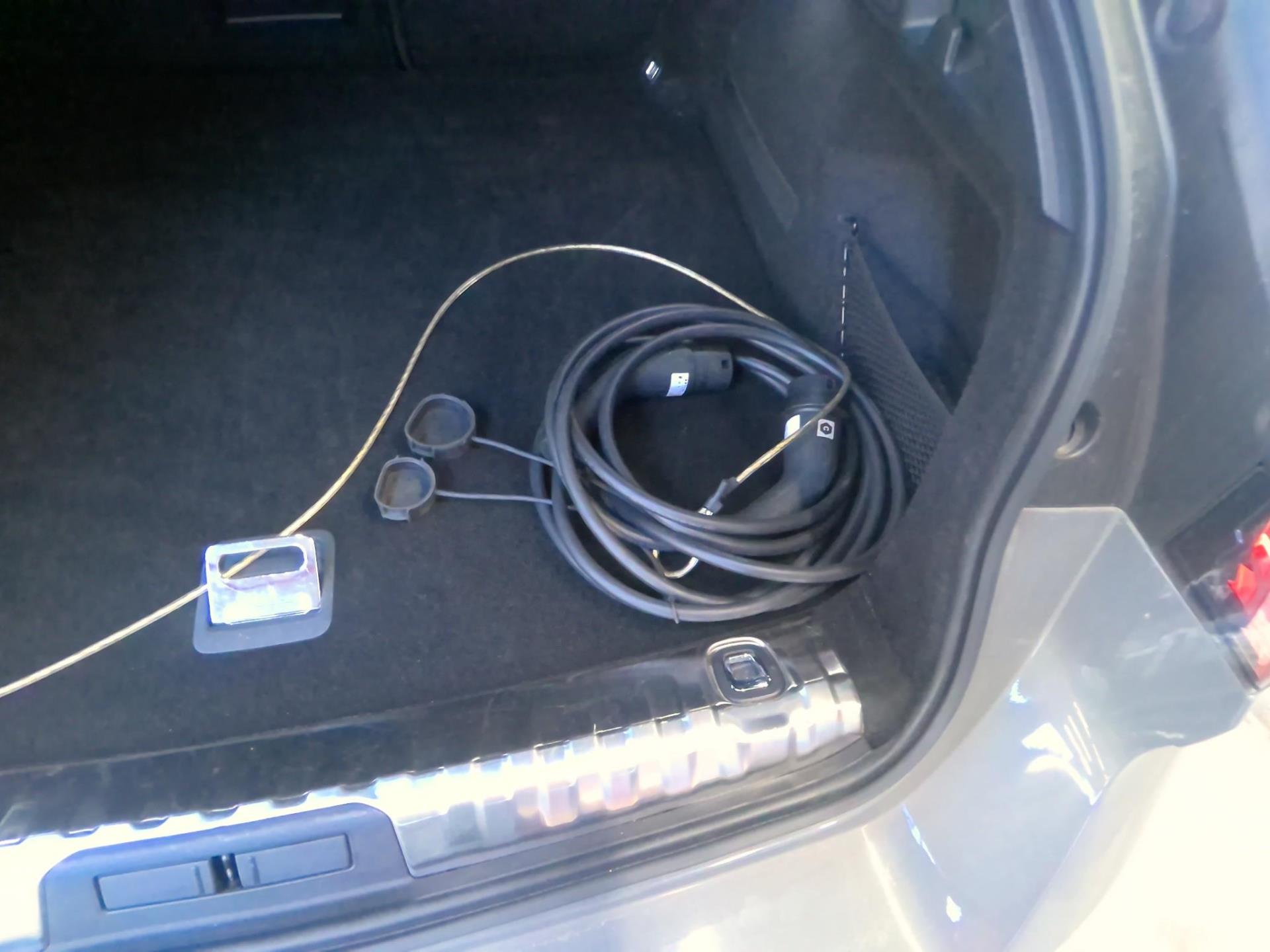 Peugeot 508 SW Hybrid 180 e-EAT8 Allure 2025