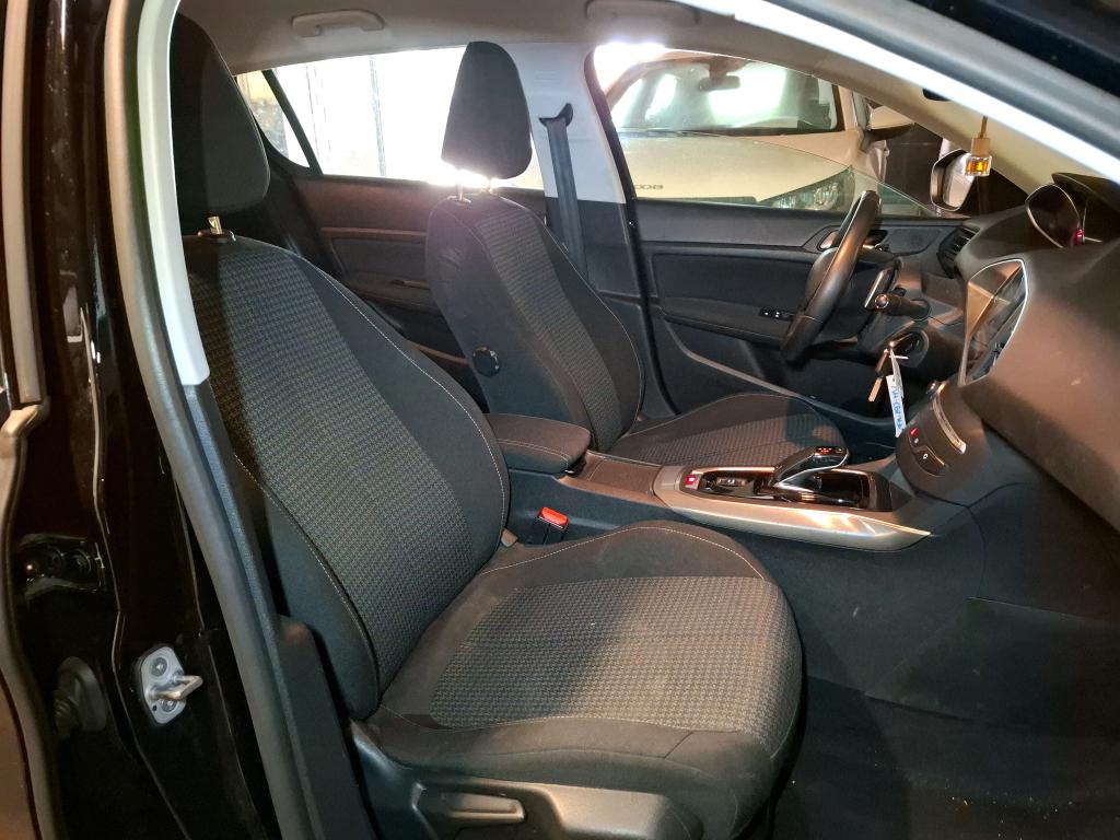 Peugeot 308 BlueHDi 130ch S&S EAT8 Active Business 2020