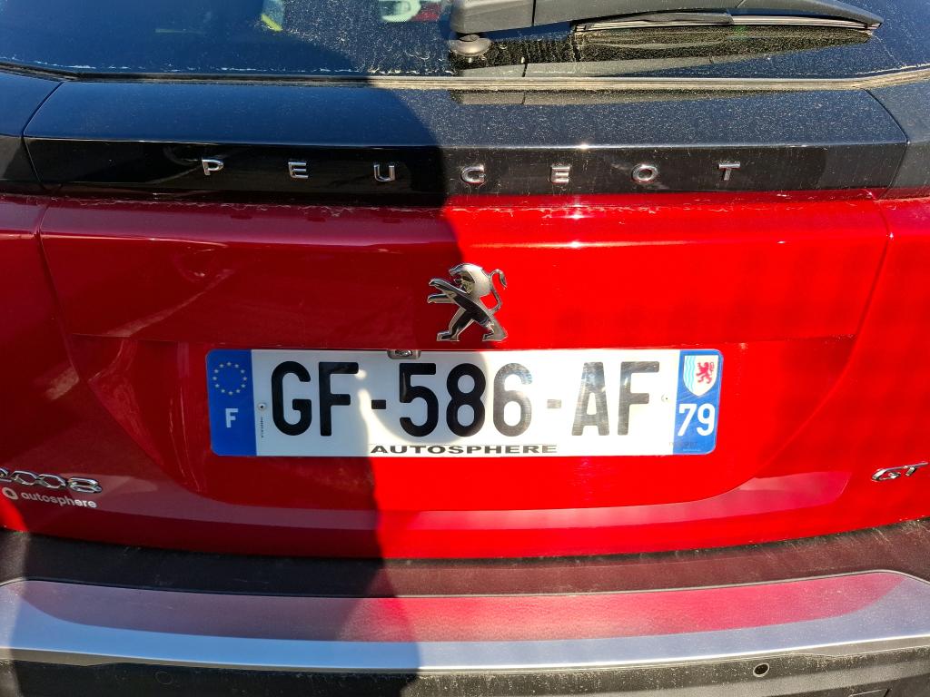 Peugeot 2008 BlueHDi 130 S&S EAT8 GT 2022