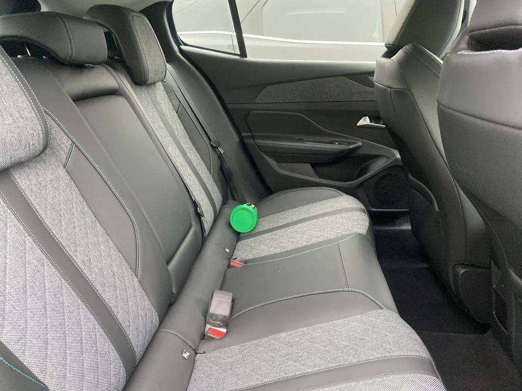 Peugeot 408 PHEV 225 e-EAT8 Allure Pack 2023
