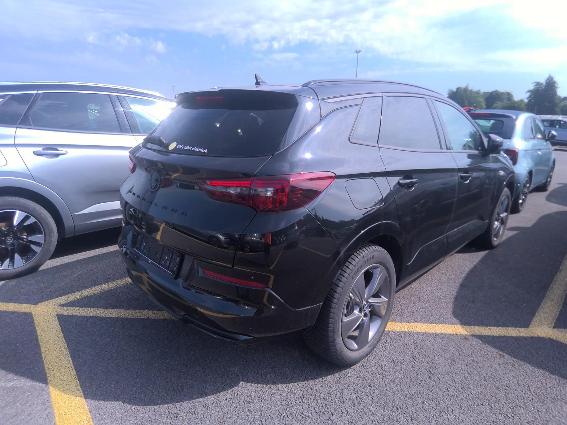 Opel Grandland X Hybrid4 300 ch AWD BVA8 Elegance Business 2022