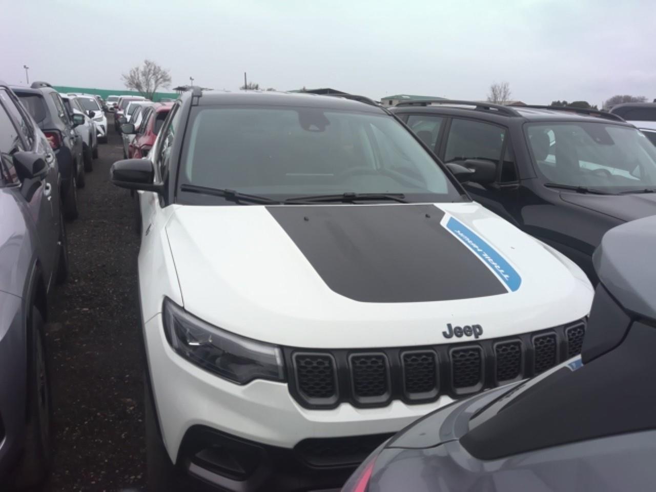 Jeep Compass Compass Trailhawk 1.3 PHEV 240hp E6D AT EAWD