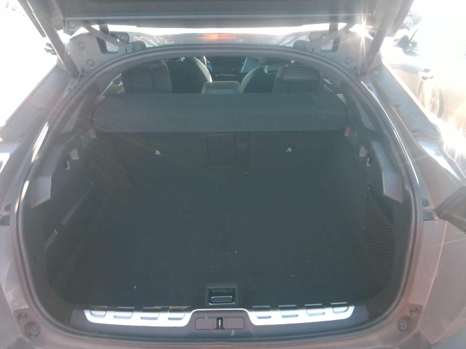 Peugeot 408 PHEV 180 e-EAT8 GT 2024