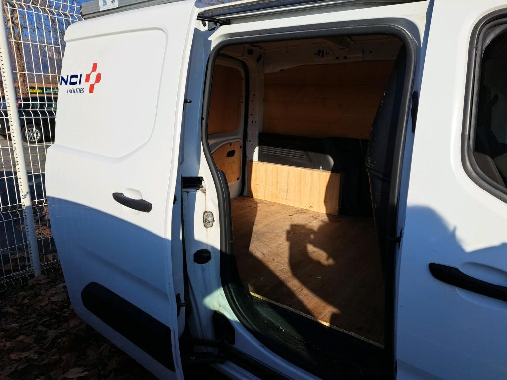 Peugeot PARTNER FOURGON STANDARD 650 KG BLUEHDI 100 S&S BVM5 PREMIUM 2020