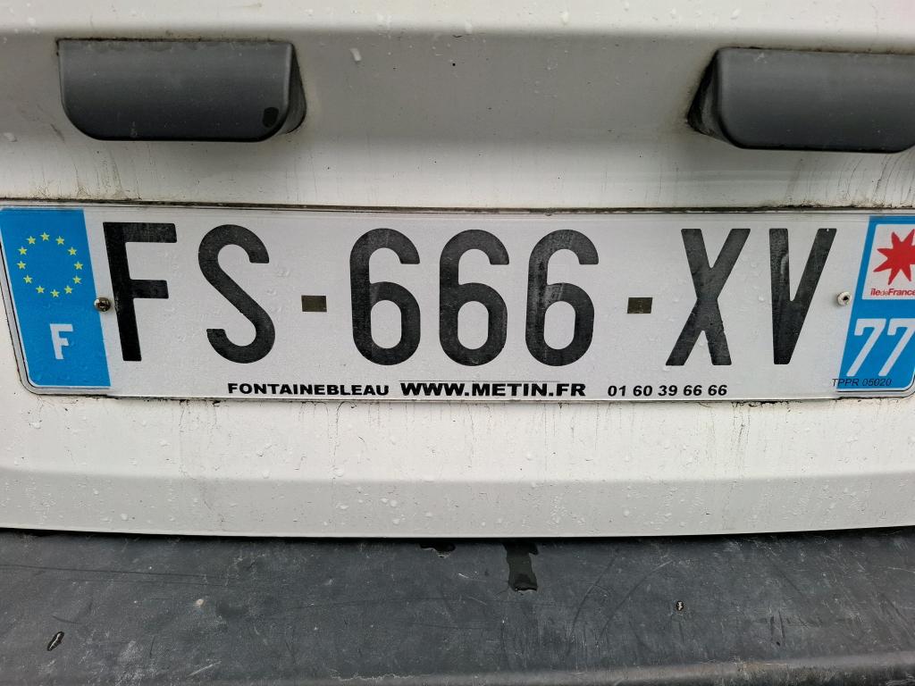 Peugeot PARTNER FOURGON STANDARD 650 KG BLUEHDI 100 S&S BVM5 PREMIUM 2020