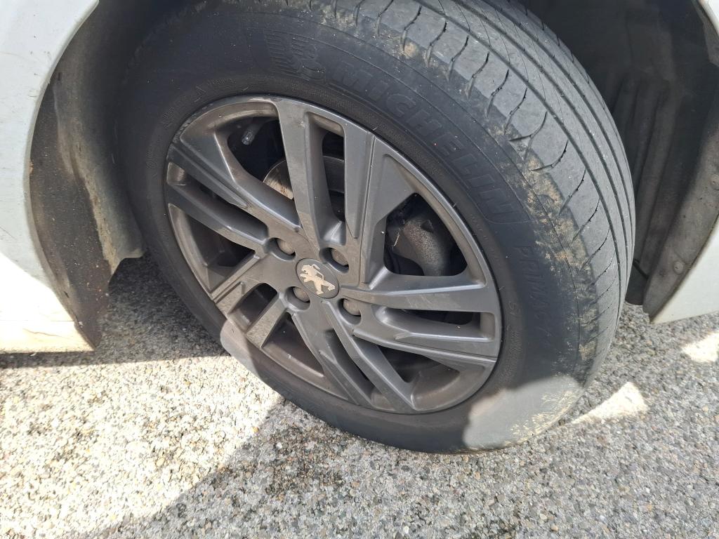 Peugeot 208 PureTech 75 S&S BVM5 Style 2022