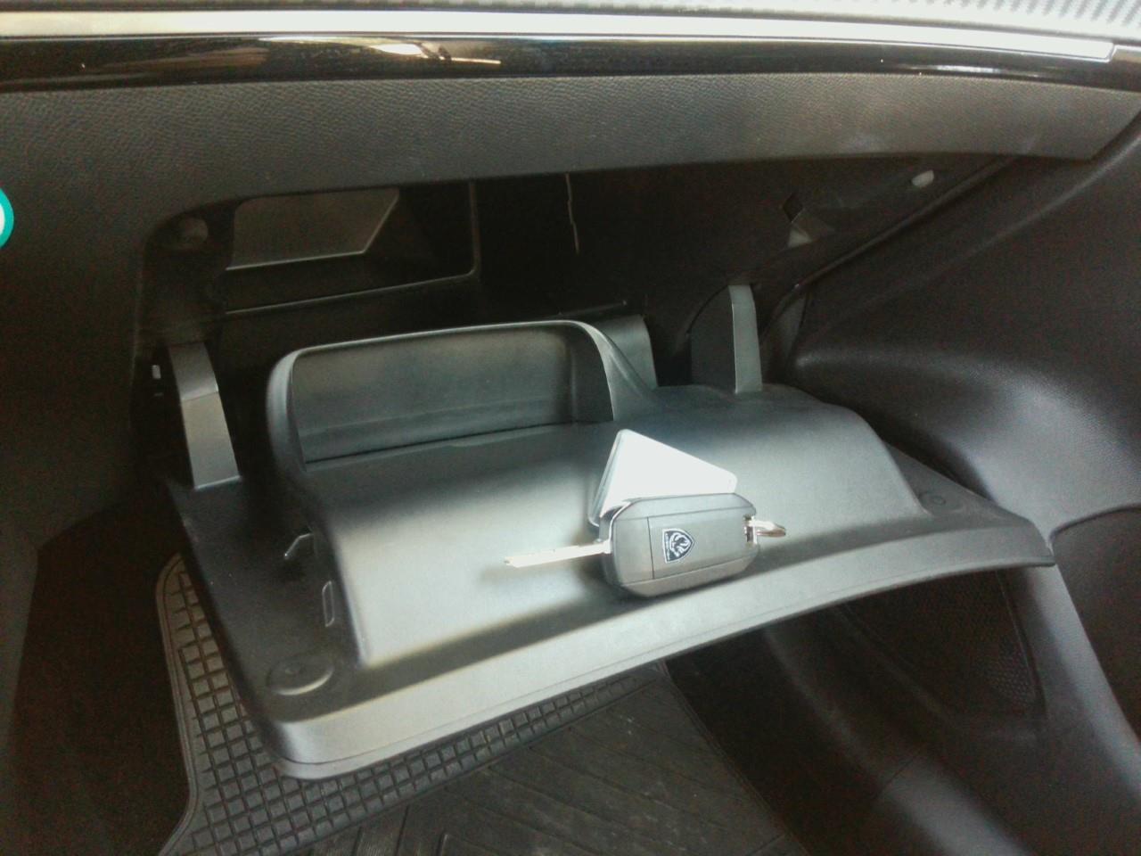 Foto Peugeot 308 8
