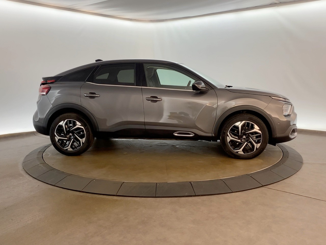 Citroen C4 PureTech 130 S&S EAT8 Shine 2023