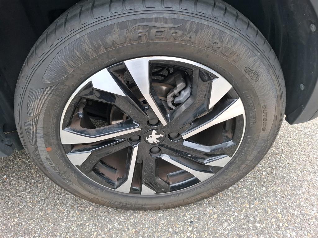 Peugeot 2008 BlueHDi 130 S&S EAT8 Allure Pack 2022
