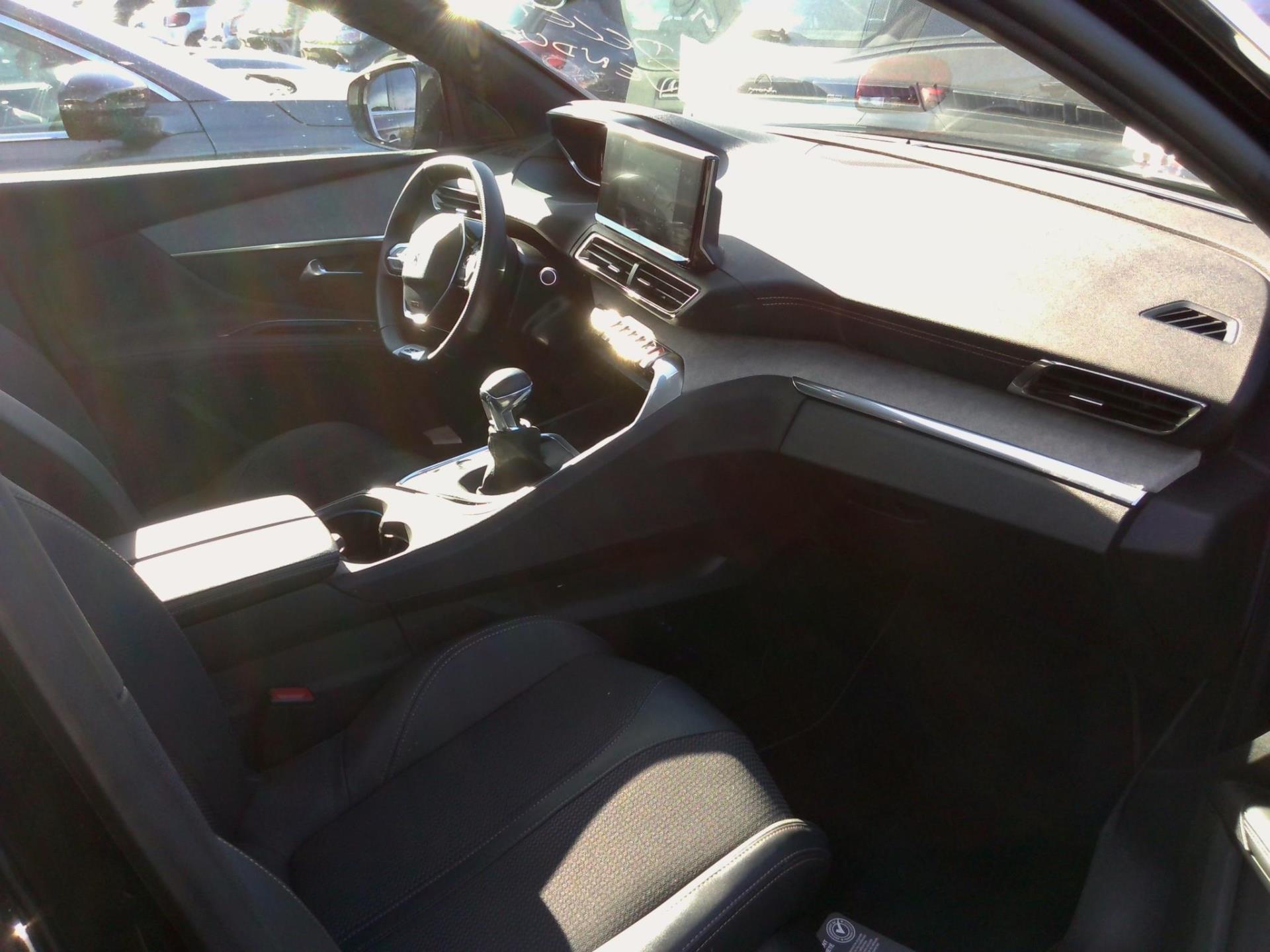 Peugeot 5008 PureTech 130ch S&S BVM6 GT 2023