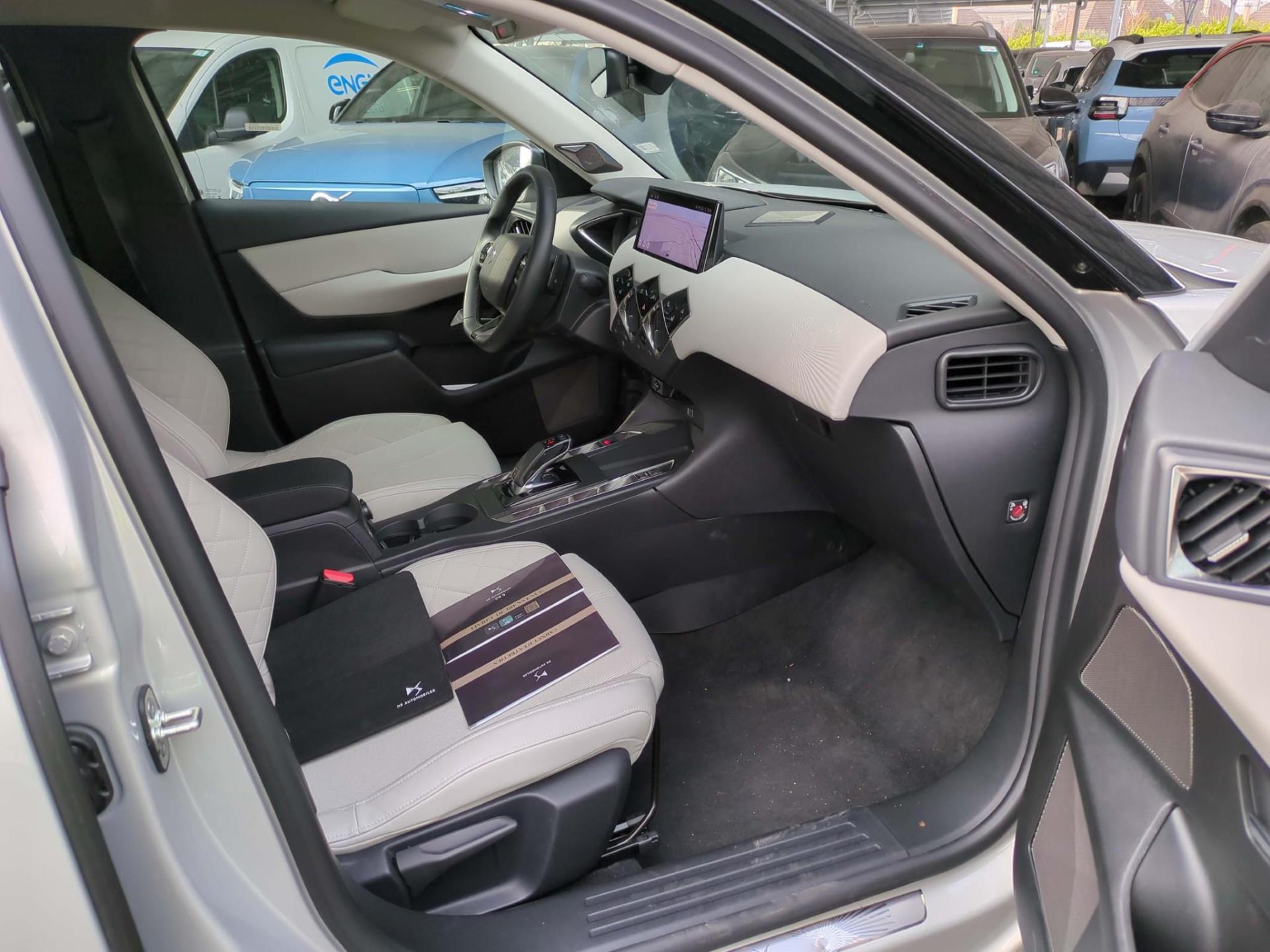 DS DS 3 PureTech 130 EAT8 Esprit de Voyage 2024
