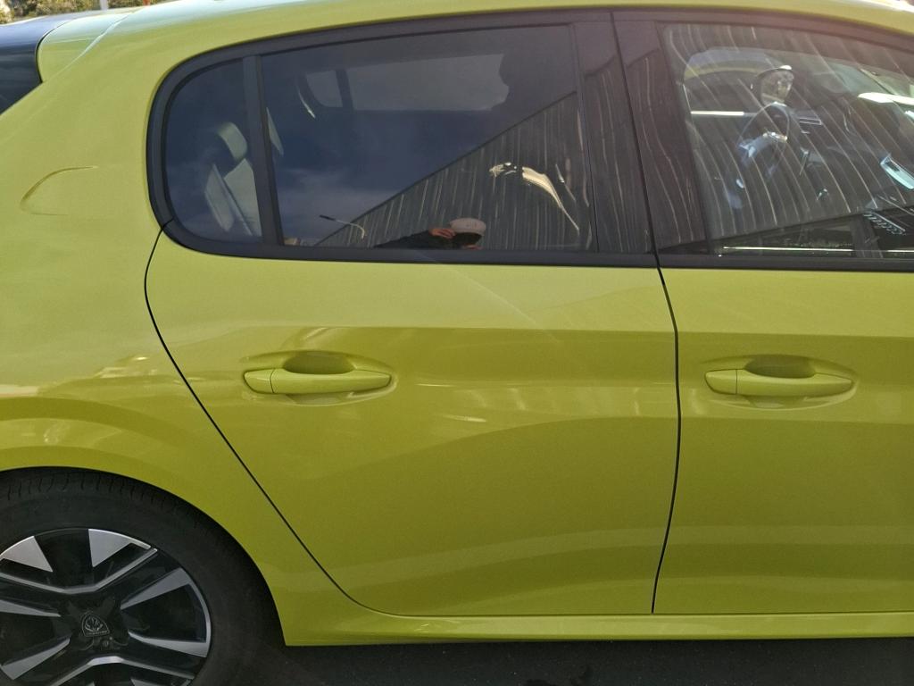 Peugeot 208 Hybrid 100 e-DCS6 Allure 2024