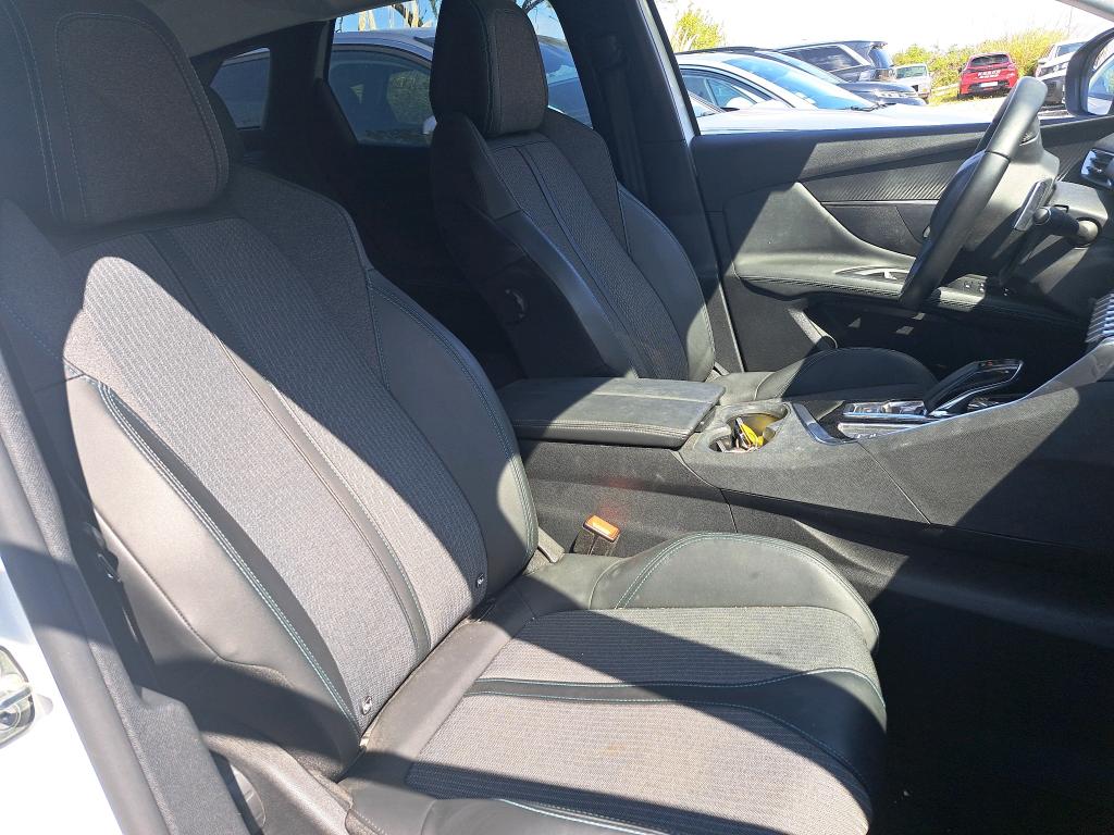 Peugeot 3008 Hybrid 225 e-EAT8 Allure 2021