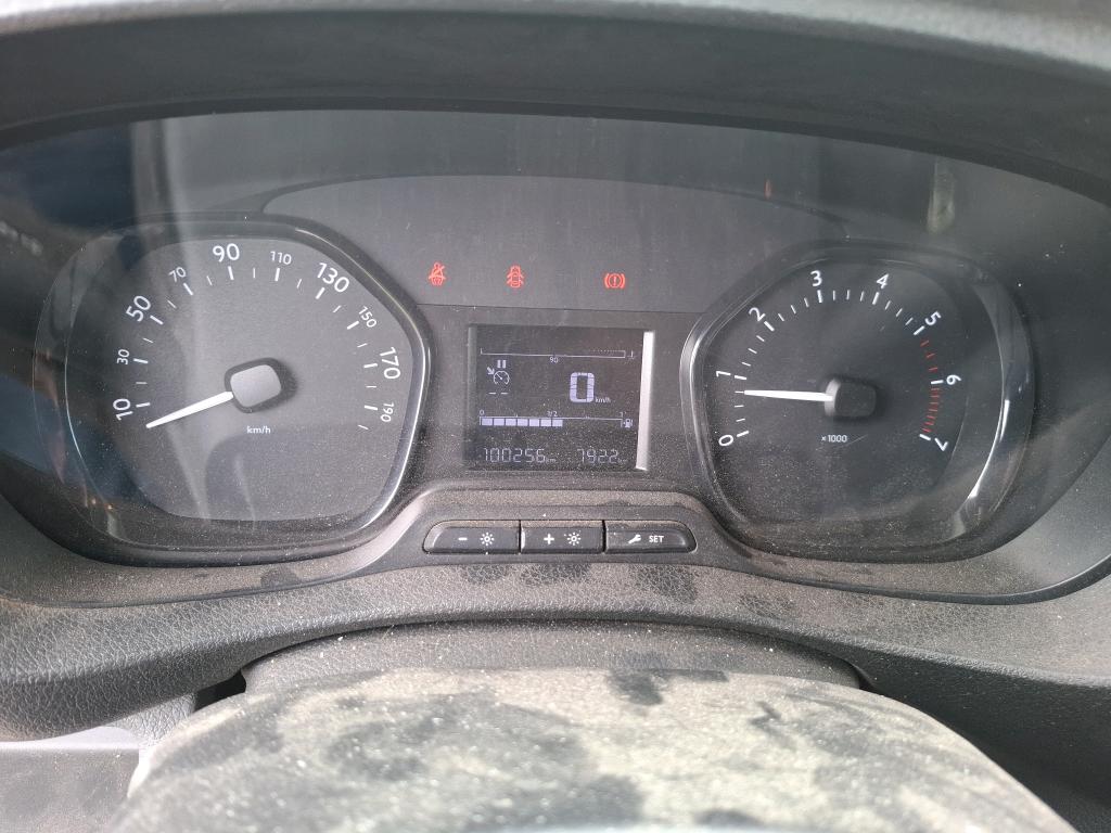Peugeot EXPERT FGN TOLE STANDARD 2.0  BLUEHDI 120 S&S BVM6 PREMIUM 2018