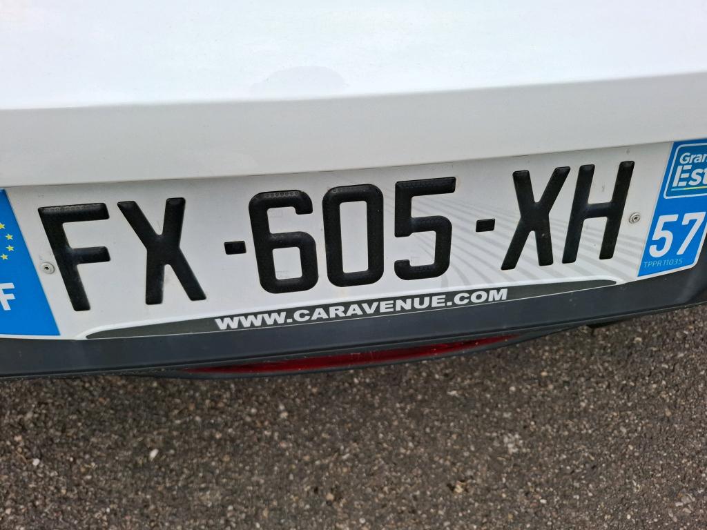Peugeot 208 BLUEHDI 100 S&S BVM6 PREMIUM 2021