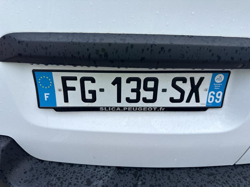 Peugeot EXPERT FGN TOLE COMPACT 1.5 BLUEHDI 120 S&S BVM6 URBAN 2019