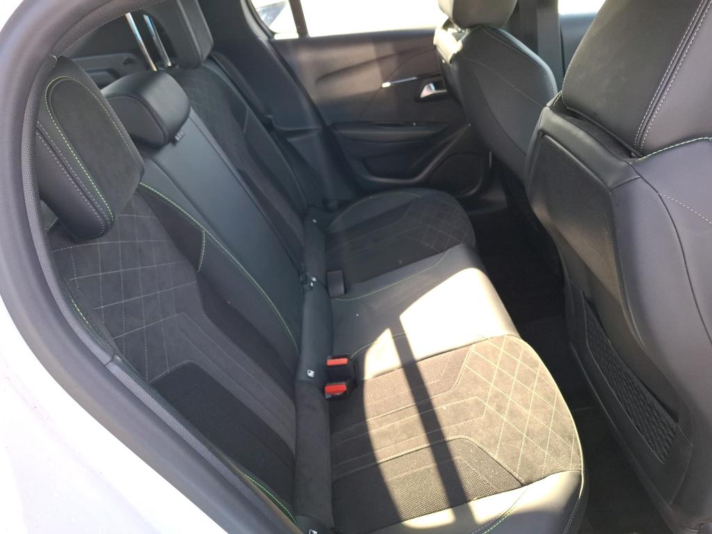 Peugeot 208 PureTech 130 S&S EAT8 GT Pack 2022