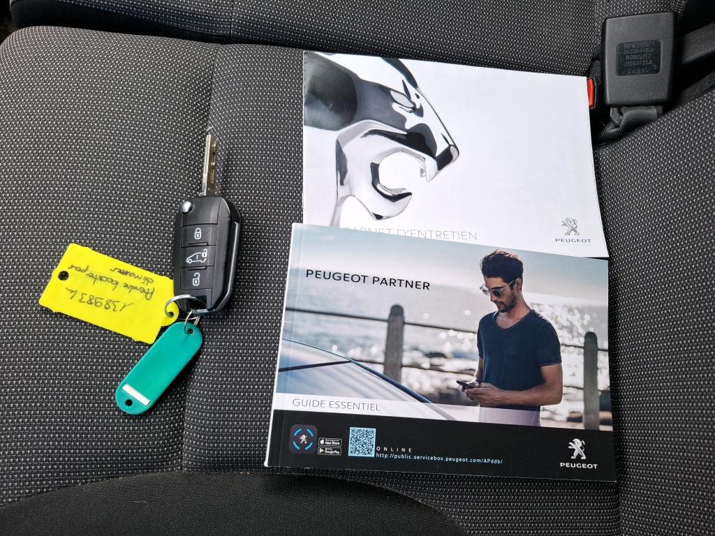 Peugeot PARTNER FOURGON STANDARD 1000 KG BLUEHDI 100 S&S BVM5 ASPHALT 2021